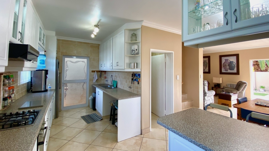3 Bedroom Property for Sale in Velddrif Western Cape